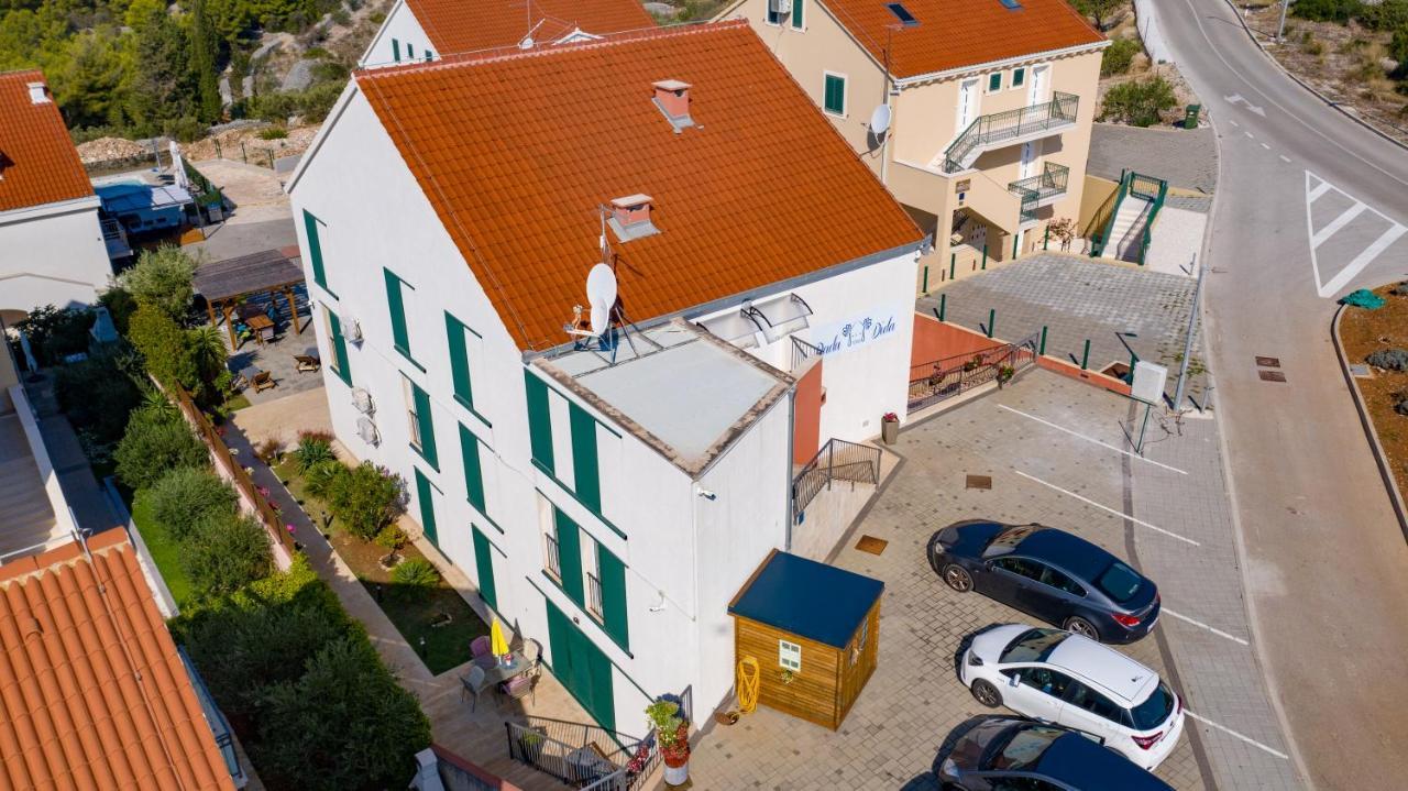 Dada I Dida Apartamento Milna (Brac)
