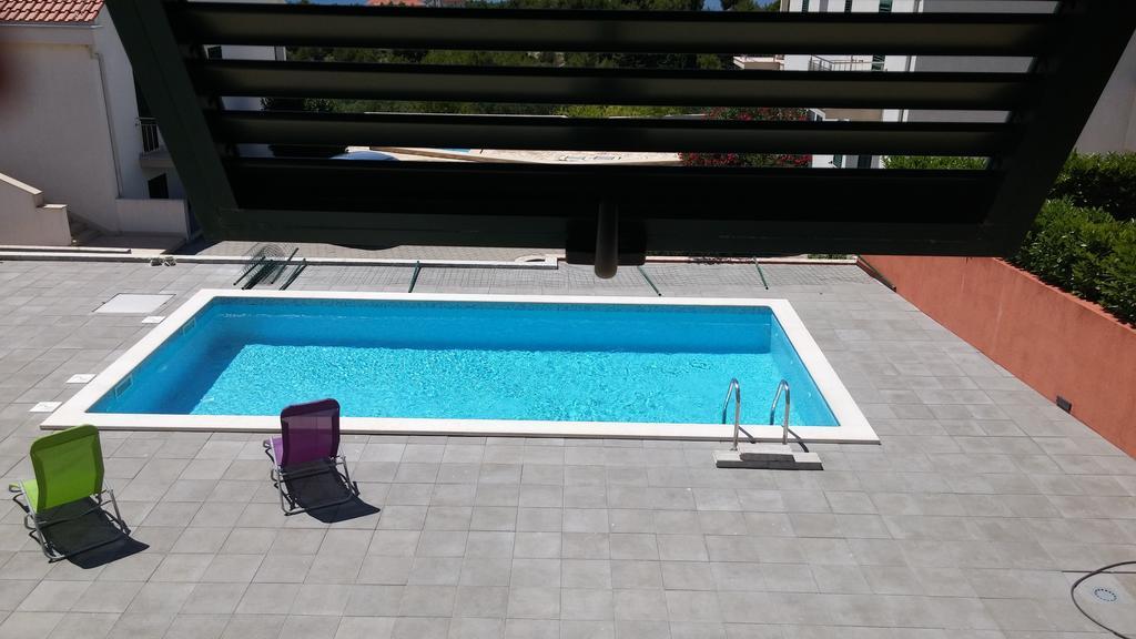 Dada I Dida Milna (Brac)